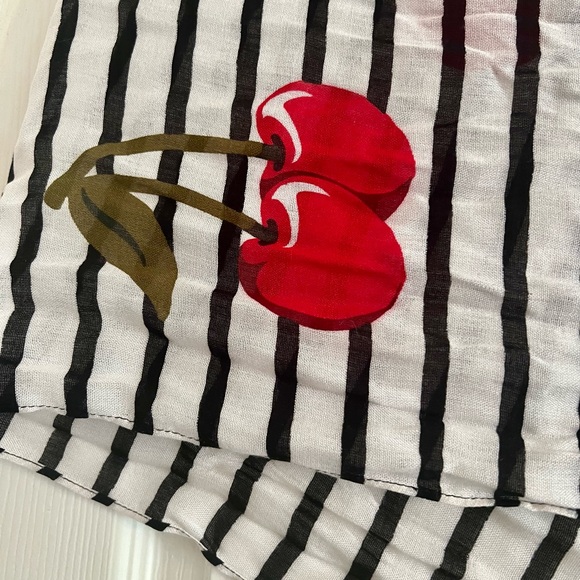 Adorable Kate Spade New York Ma Cherrie Oblong Scarf/Wrap 🍒 - Picture 13 of 13